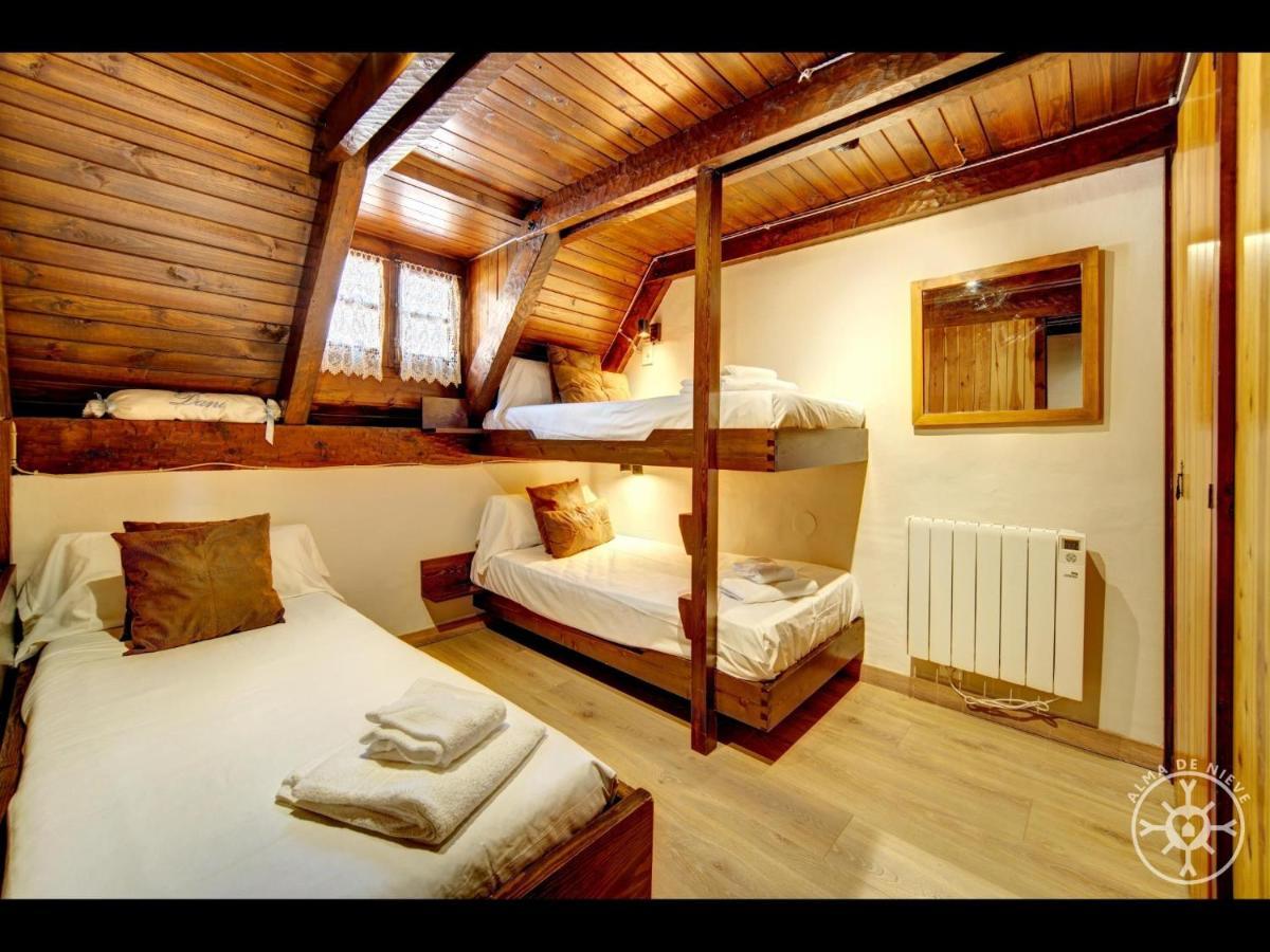 Casa Marmota De Alma De Nieve Villa Baqueira Beret Eksteriør bilde